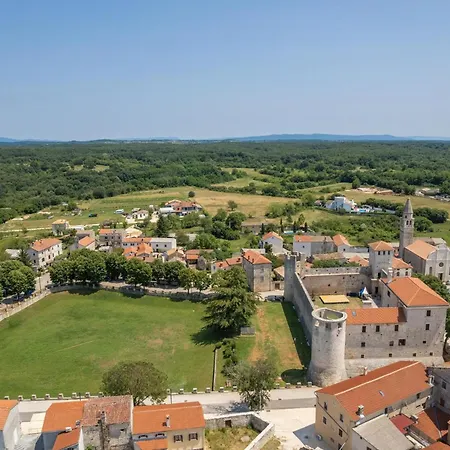 Flavia * Svetvinčenat