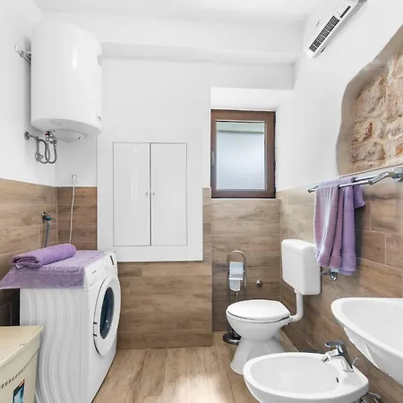 Flavia * Svetvinčenat