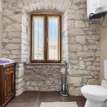 Flavia * Svetvinčenat