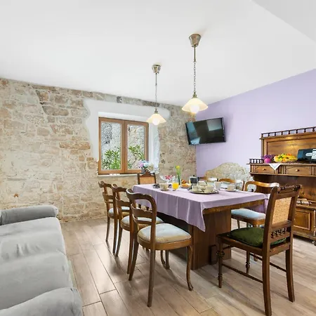 Flavia Svetvinčenat