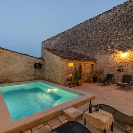 Flavia * Svetvinčenat